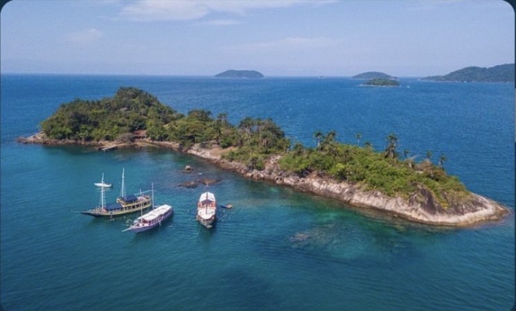 Ilha Comprida, no lado sul de Paraty